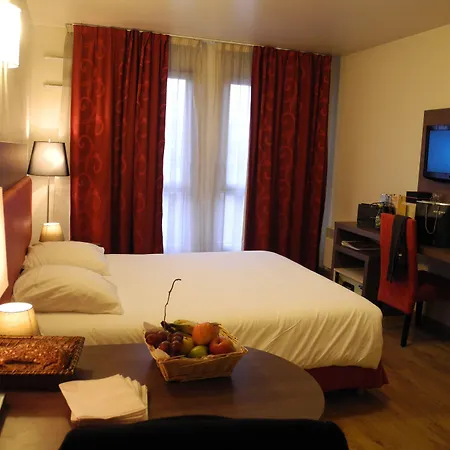 Val Senart 1ere Avenue Apartahotel