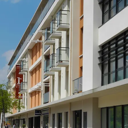 Val Senart 1ere Avenue Aparthotel 3*